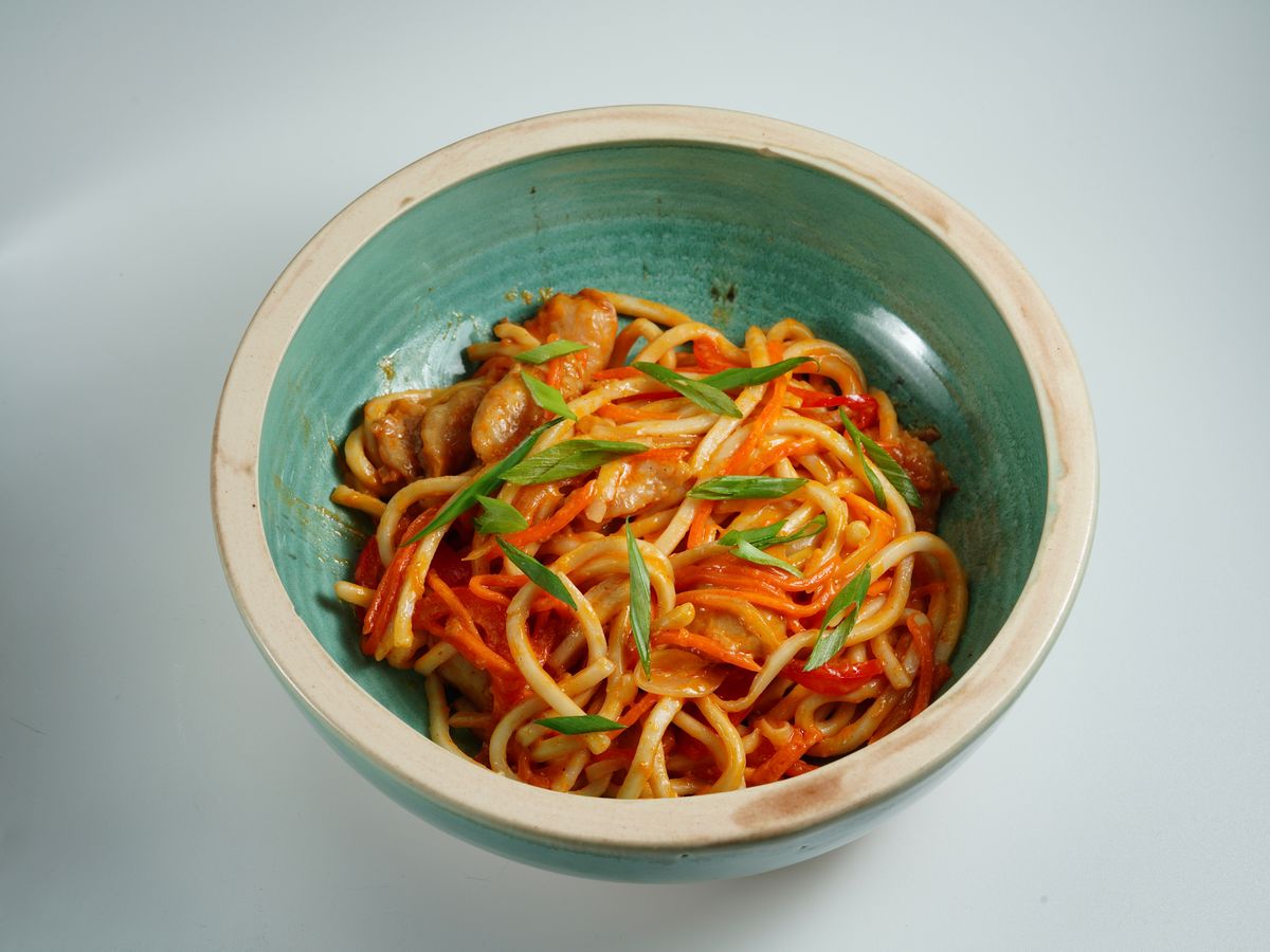 Asian Chicken Noodle Bowl