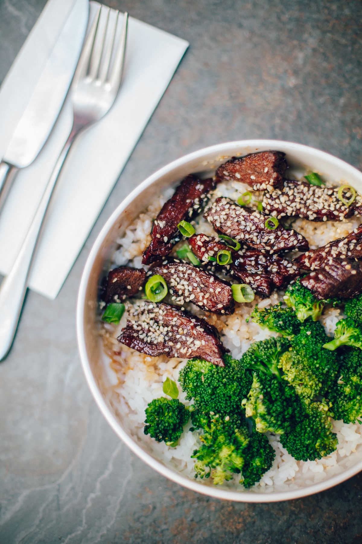 Beef and Broccoli Stir Fry with Garlic Rice