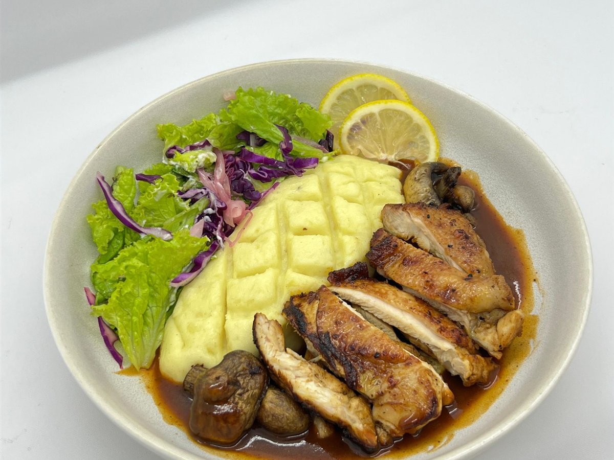 Chicken Marsala with Mashed Potatoes