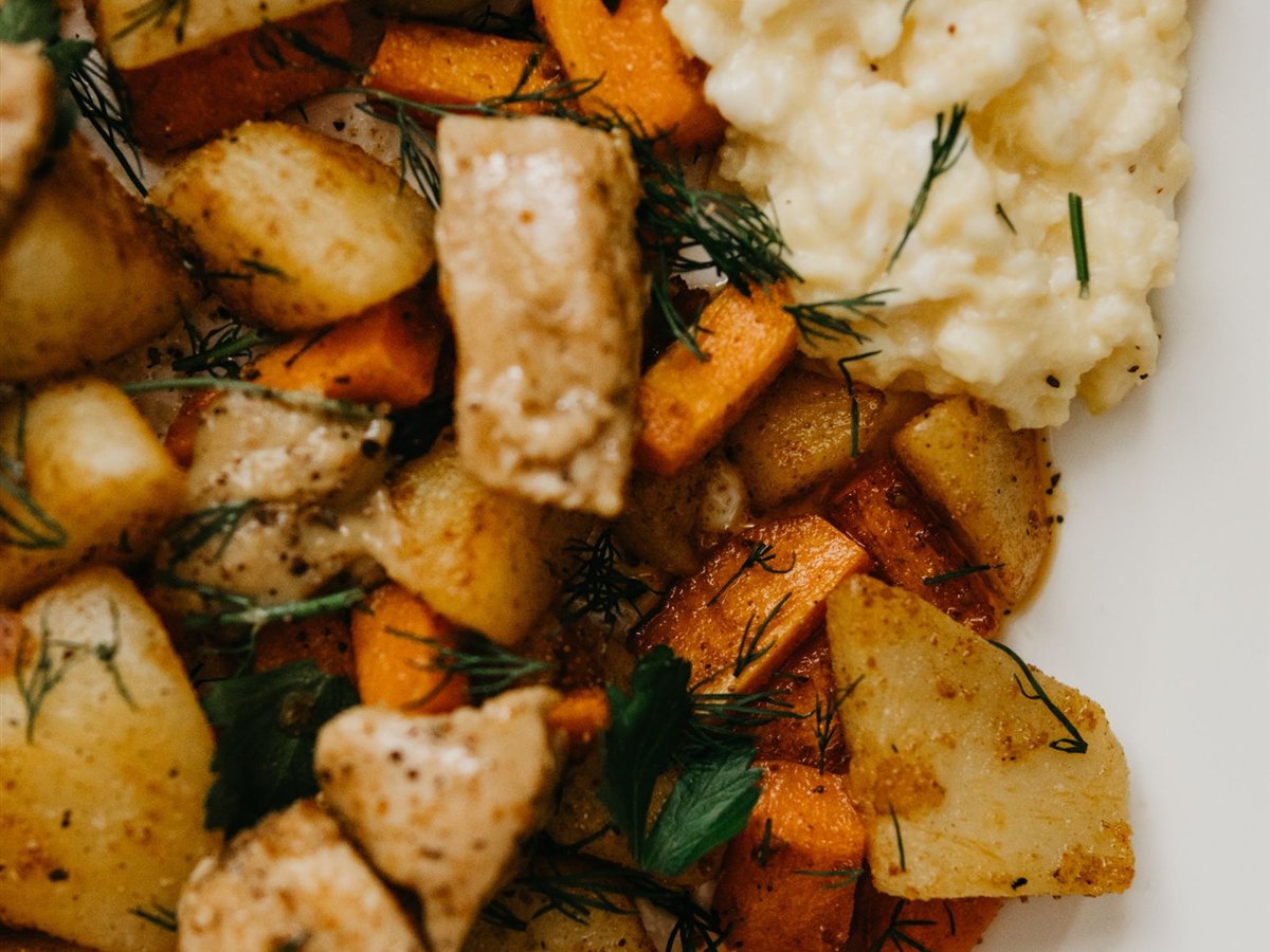 Herb-Crusted Chicken Thighs with Roasted Vegetables