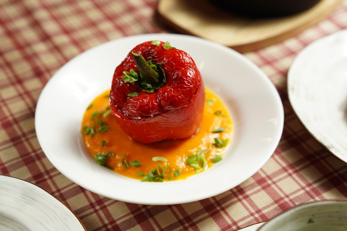 Italian Stuffed Bell Peppers with Ground Beef & Rice