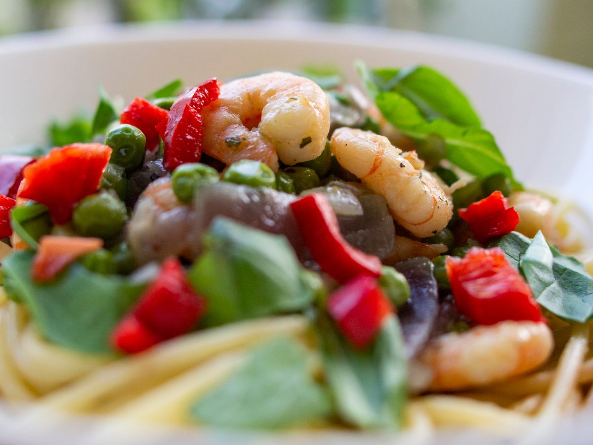 Lemon Butter Shrimp Linguine