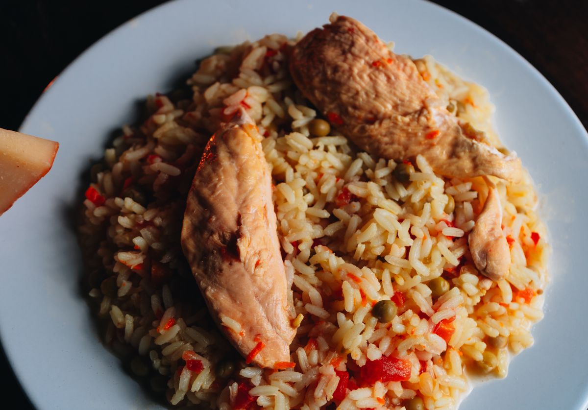 One-Pot Chicken and Rice with Vegetables