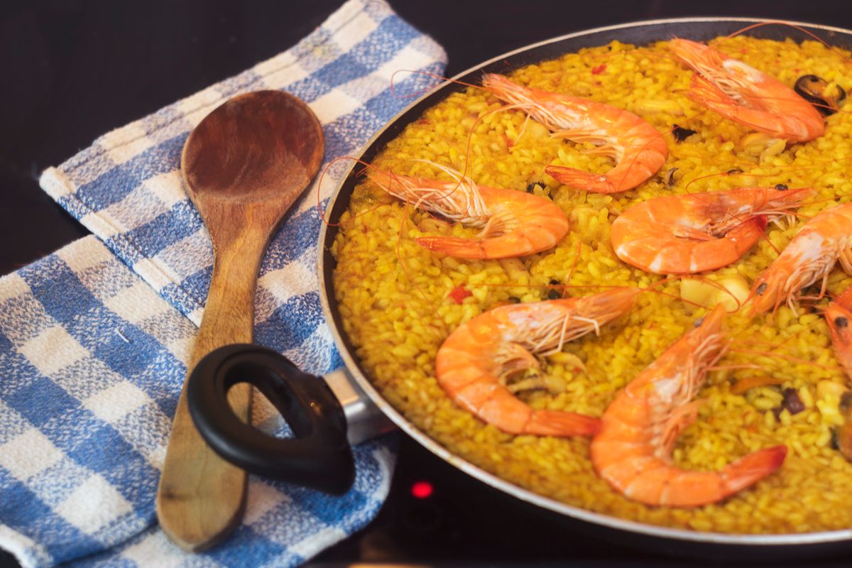 One-Pot Spanish-Style Shrimp & Rice