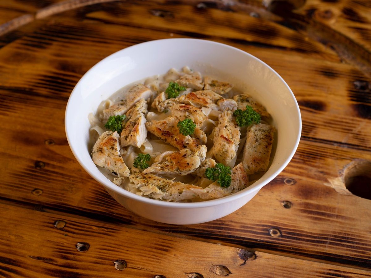 Slow Cooker Chicken and Wild Rice Soup