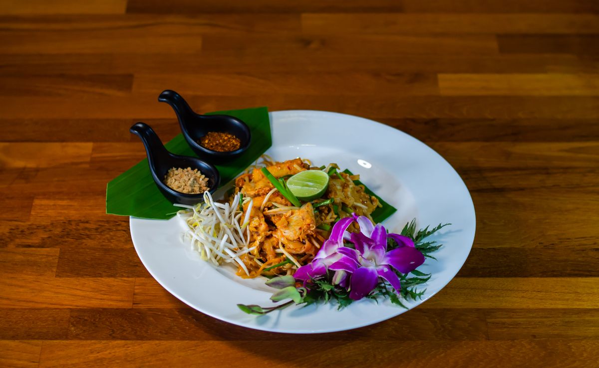 Vegetable Pad Thai with Tofu